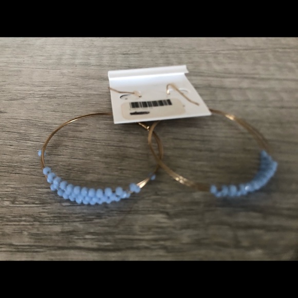 NEW Bobble and Lace Gold Tone Bead Hoop Earrings - Picture 4 of 4